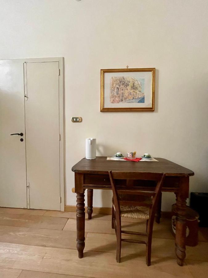 4 Balconi Rooms- Dimora Arditi B&B Lecce Extérieur photo
