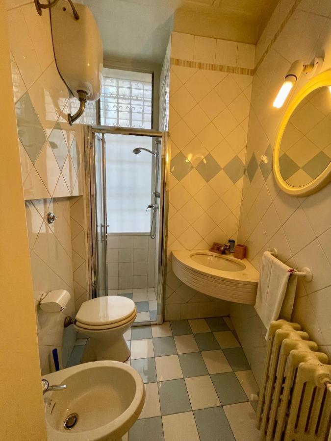 4 Balconi Rooms- Dimora Arditi B&B Lecce Extérieur photo