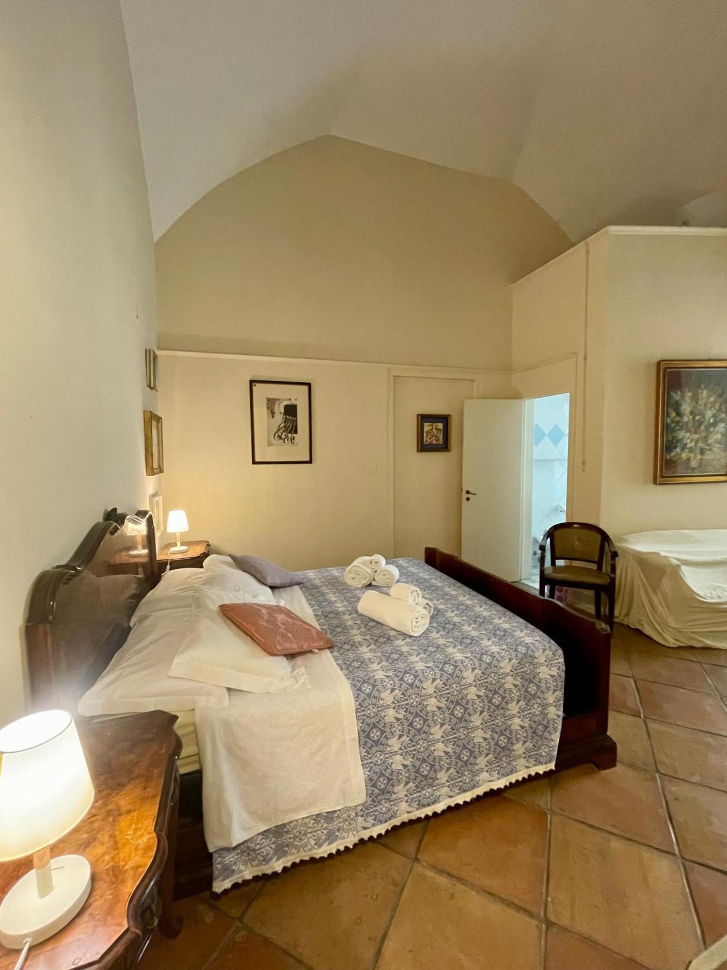 4 Balconi Rooms- Dimora Arditi B&B Lecce Extérieur photo
